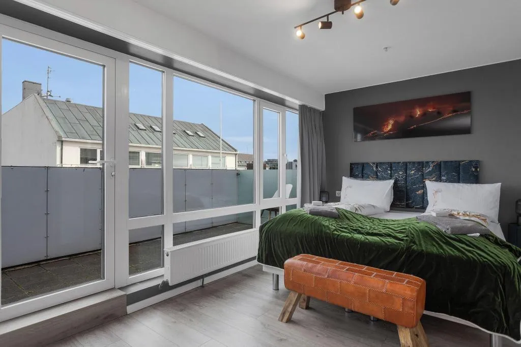 TWIN WITH VIEWS Room, City Center Hotel, Reykjavik