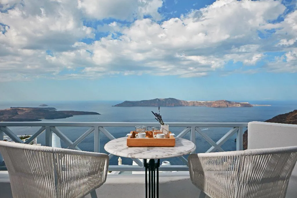 General view, Cliffside Suites, Santorini