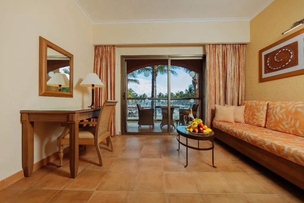 JUNIOR SUITE OCEAN FRONT Room, Barcelo Maya Tropical, Cancun Area