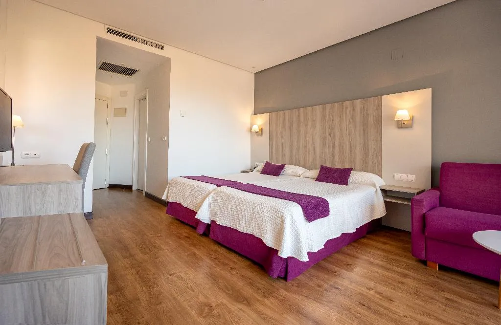Double or Twin DELUXE Room, Albir Playa Hotel & Spa, Costa Blanca