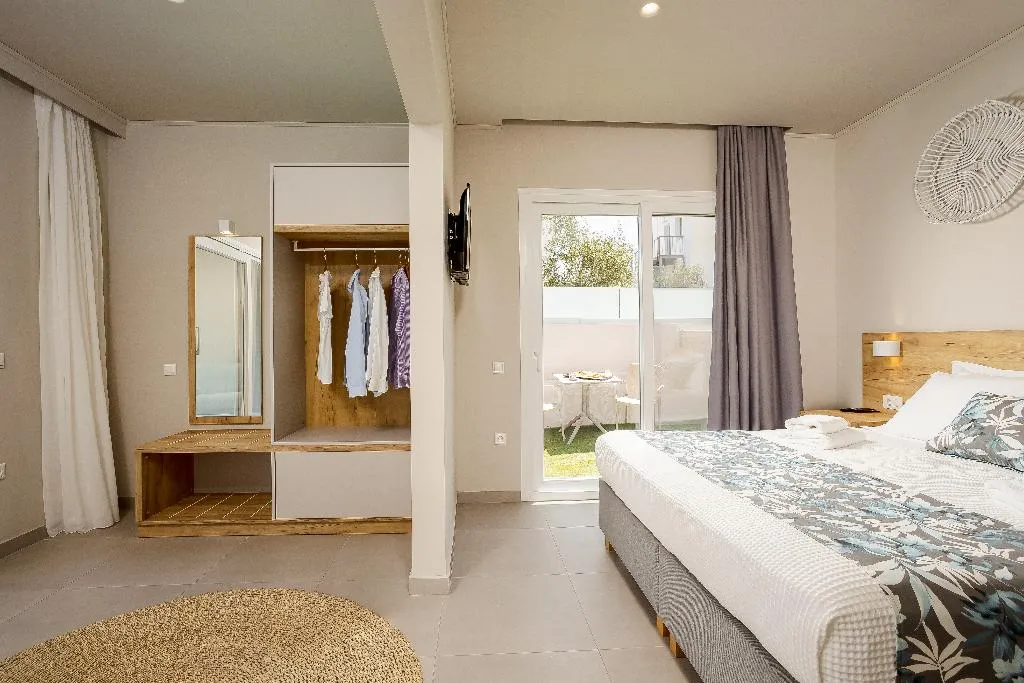 SUITE SUPERIOR WITH TERRACE Room, Sarpidon Suites, Crete
