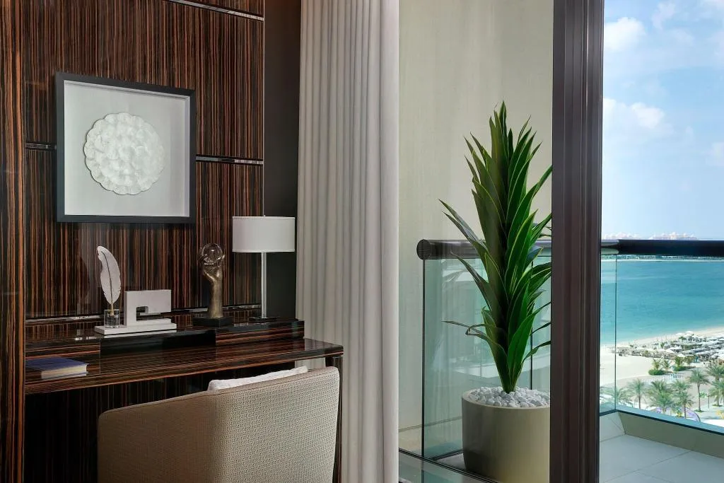 Room, Marriott Resort Palm Jumeirah Dubai, Dubai