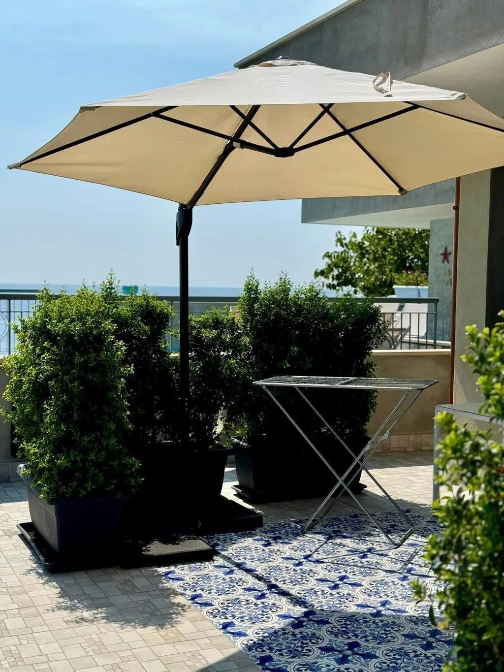 Terrace, Aurora View Resort, Catania