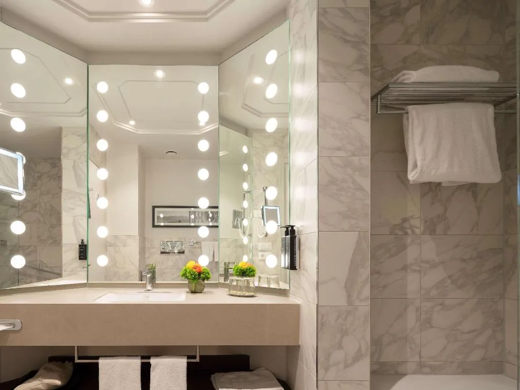 JUNIOR SUITE KING SIZE BED Room, Cerretani Hotel Firenze - MGallery Collection, Florence