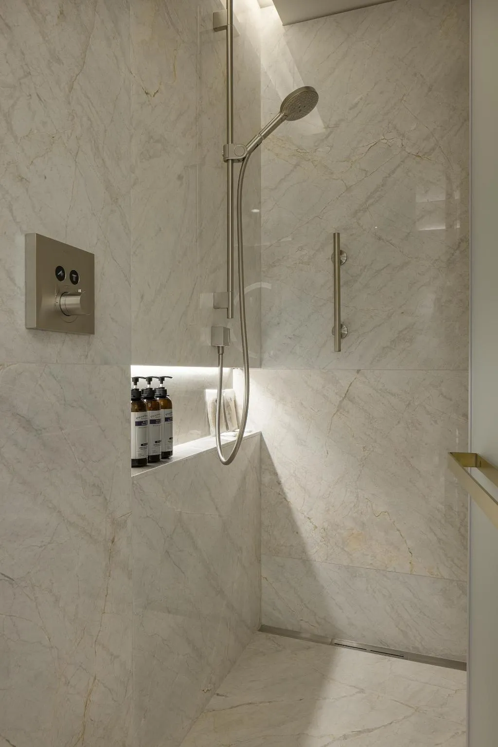 SUITE STANDARD Room, Grand Hyatt Izmir Istinyepark, Izmir