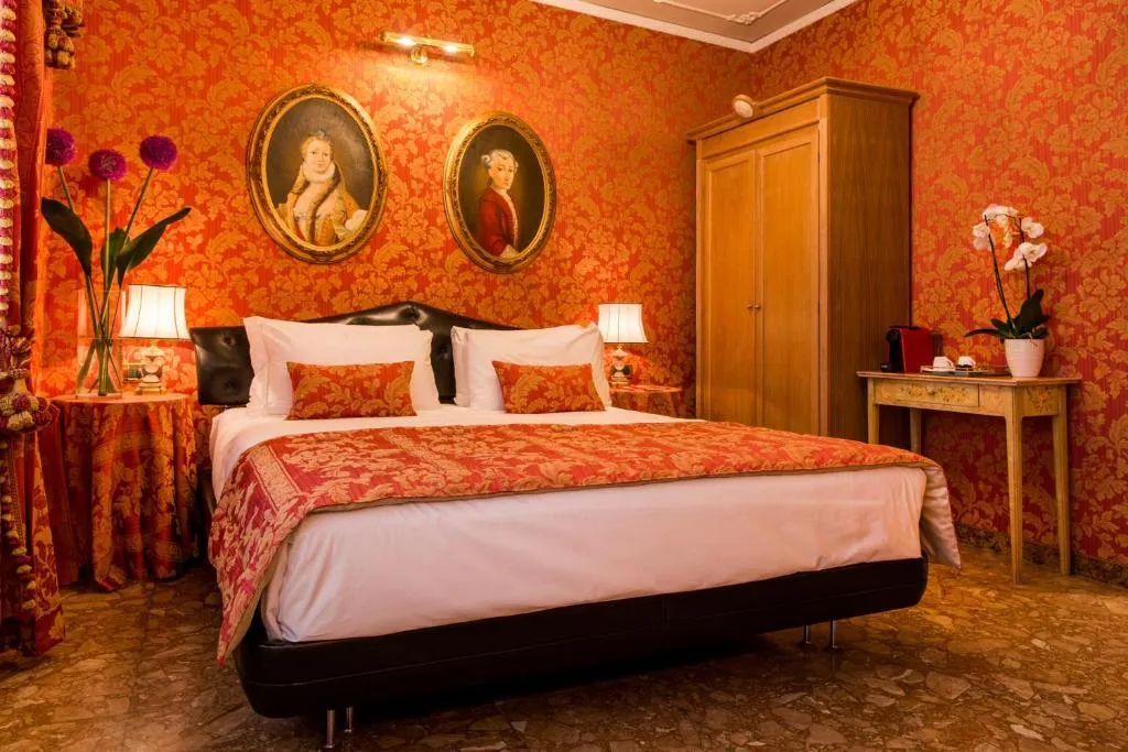 TRIPLE SUPERIOR CITY VIEW Room, Hotel Santo Stefano, Venice