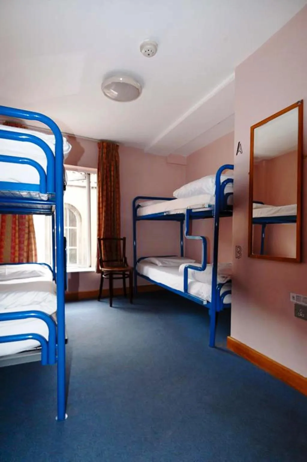 Bed in dormitory STANDARD Room, Avalon House Hostel, Dublin