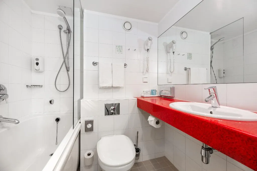 DOUBLE SUPERIOR WITH DOUBLE BED Room, Ibis Styles Tallinn, Tallinn