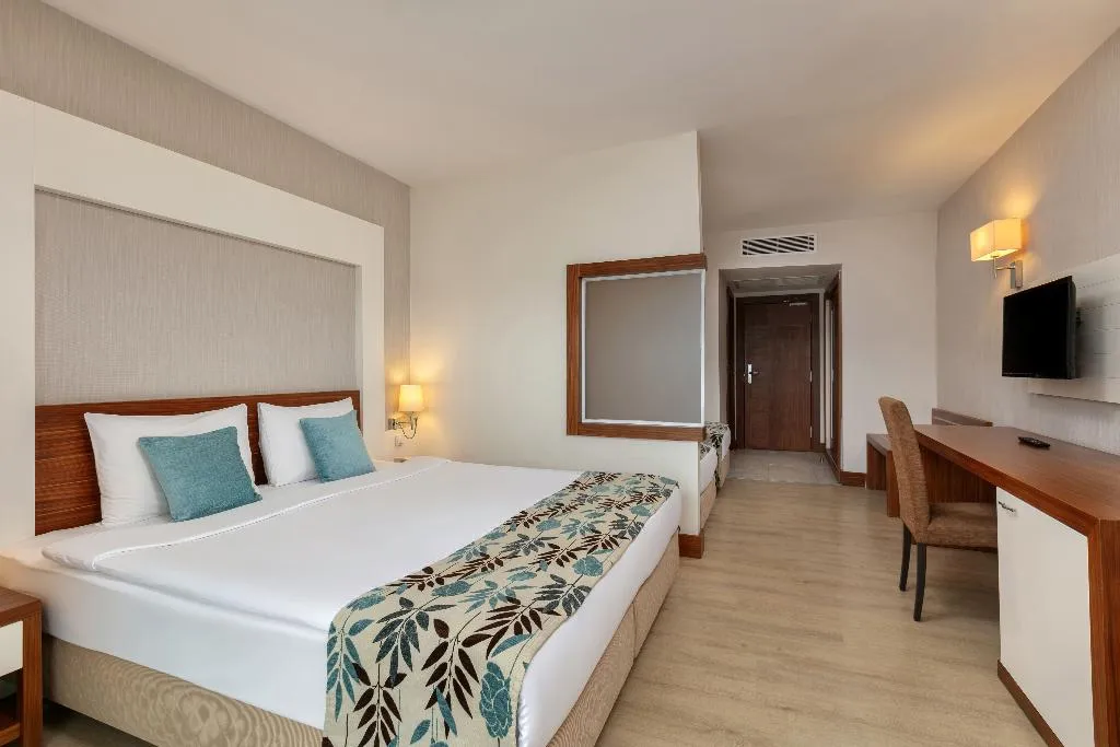 JUNIOR SUITE STANDARD Room, Greenwood Kemer Resort, Antalya