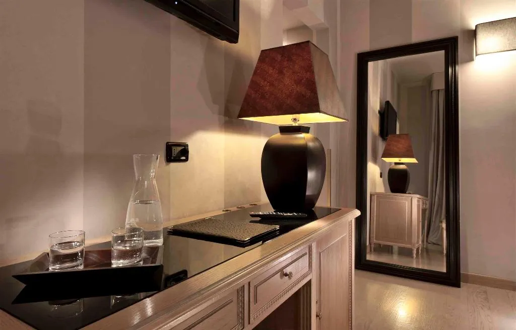 Double or Twin STANDARD Room, c-hotels Ambasciatori, Florence