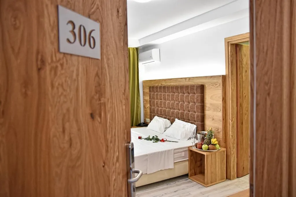Double or Twin STANDARD Room, Artemis Hotel Apartments, Crete