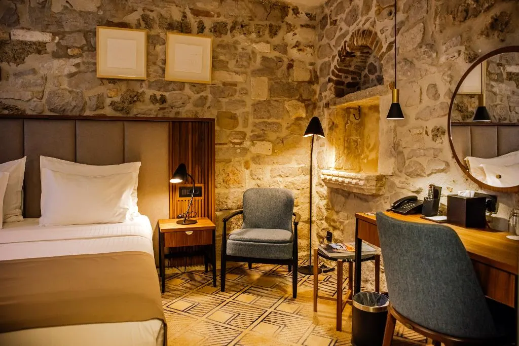 DOUBLE GARDEN VIEW Room, Armerun Heritage Hotel & Residences, Split