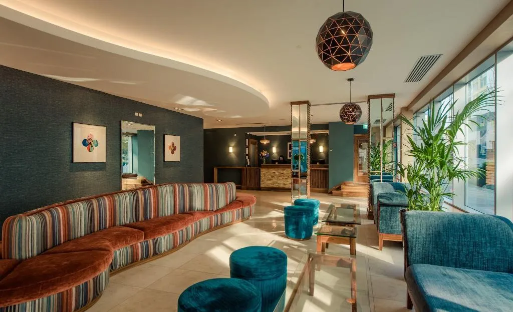Lobby, Tallaght Cross Hotel, Dublin