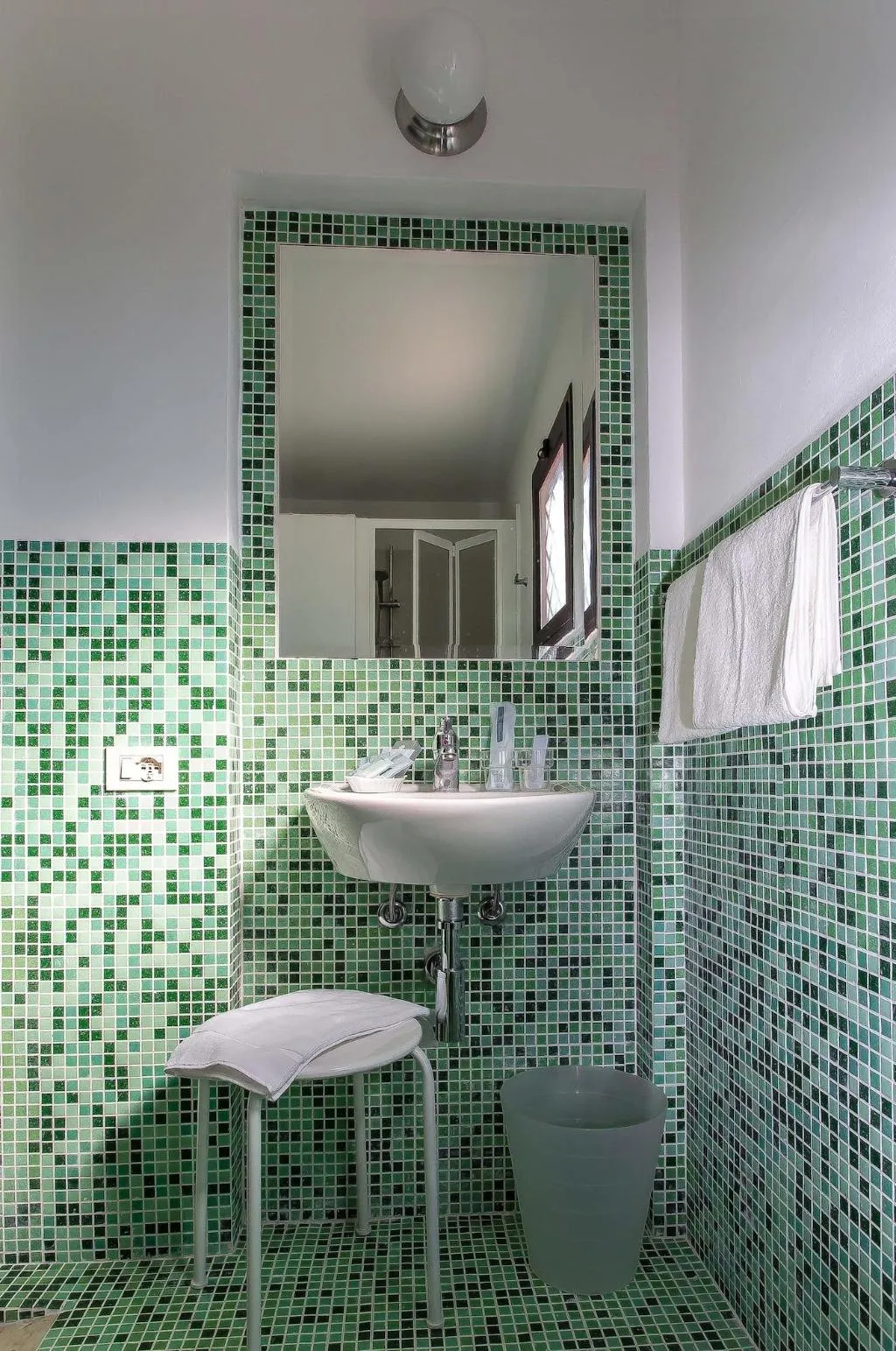 Room, Miss Sicily B&B, Palermo