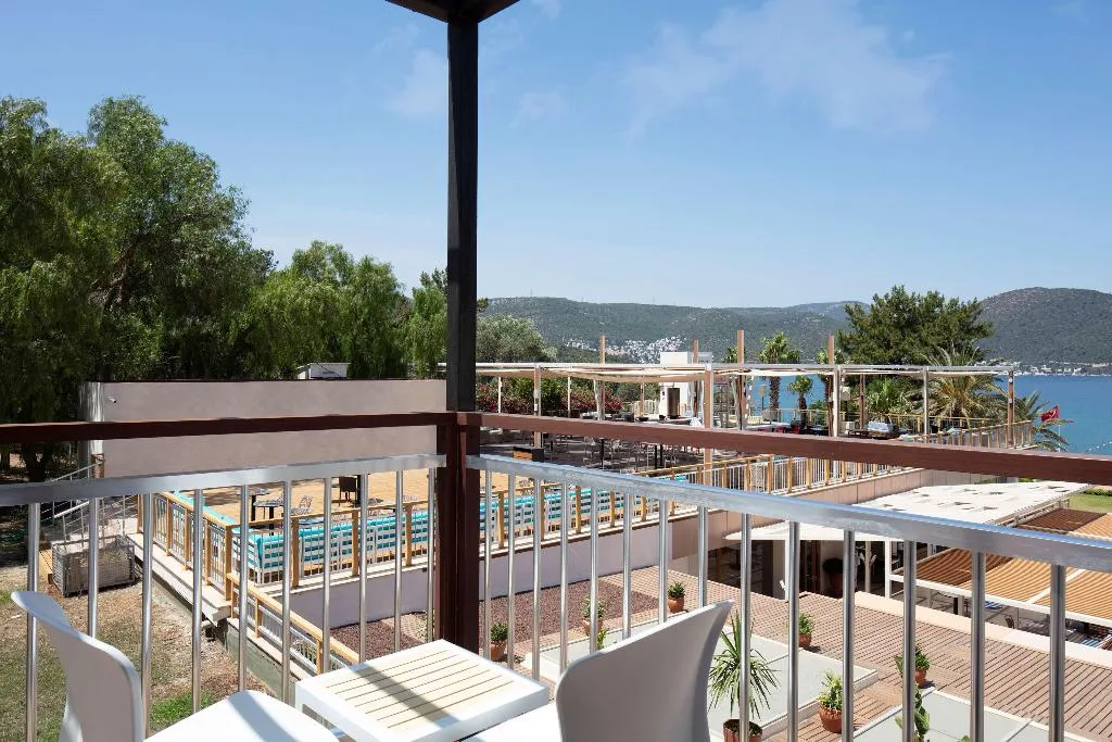 DOUBLE DELUXE SEA VIEW Room, DoubleTree By Hilton Bodrum Isıl Club Resort, Bodrum