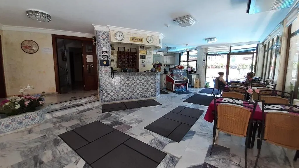 Lobby, Kamelya, Dalaman