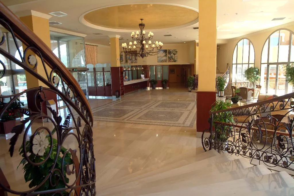 Lobby, Ohtels La Hacienda, Costa Brava