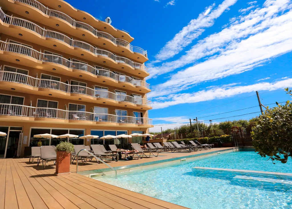 Terrace, Volga, Costa Brava