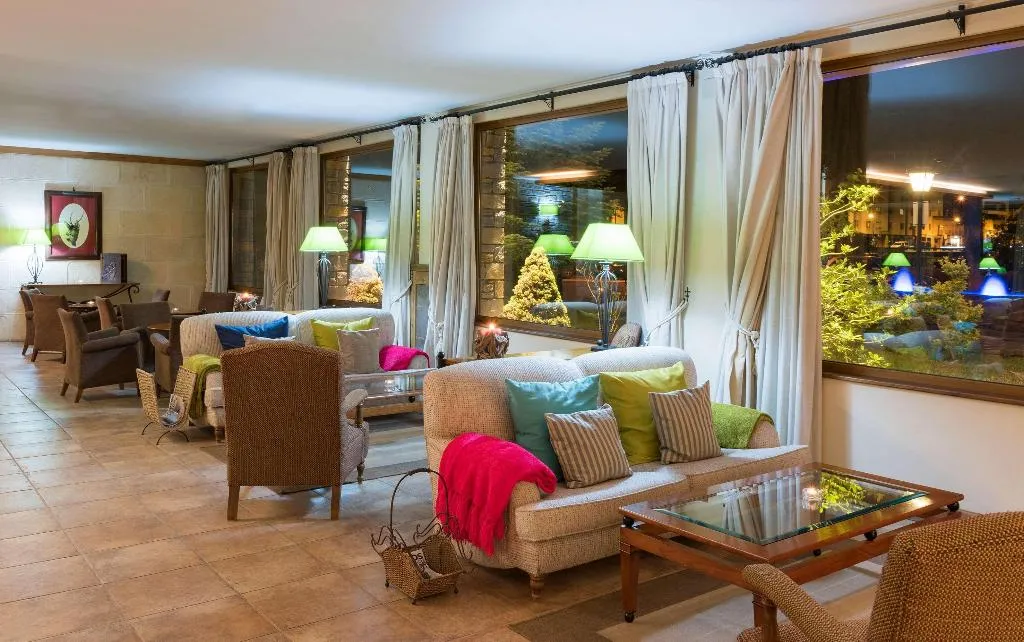 Lobby, Vielha Val d’Arán Affiliated by Melia, Costa Brava
