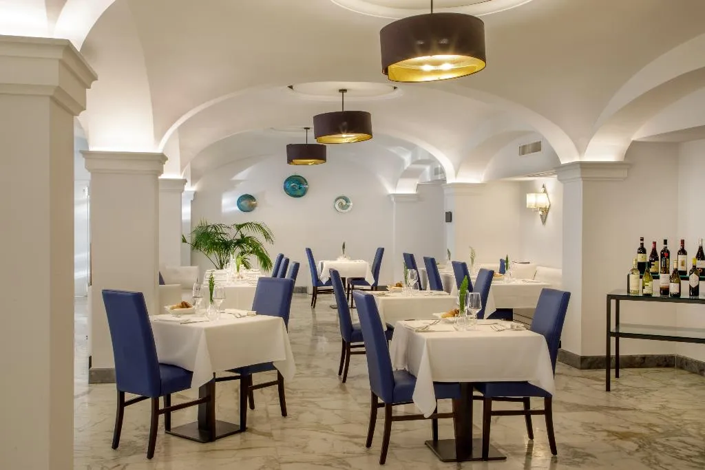 Restaurant, Shangri La Roma, Rome