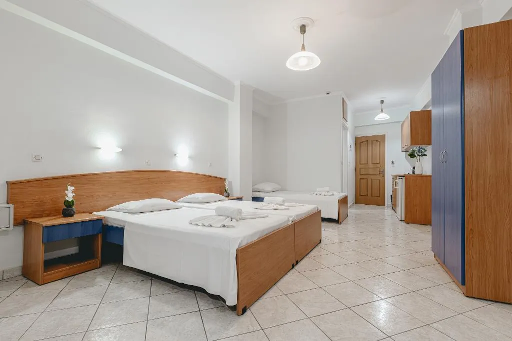 TRIPLE ECONOMY Room, Christina Apartments, Zante