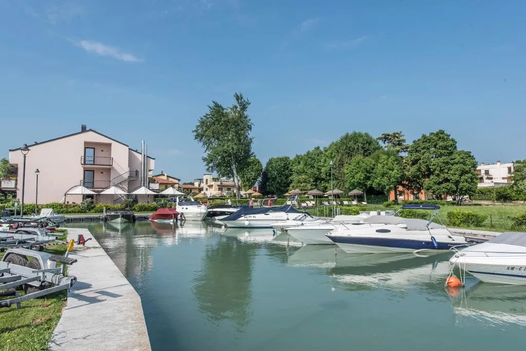 General view, Yachting Hotel Mistral, Milan
