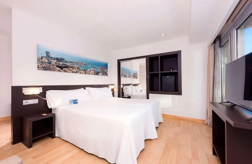 Room, Hotel Alicante Gran Sol Affiliated by Melia, Costa Blanca