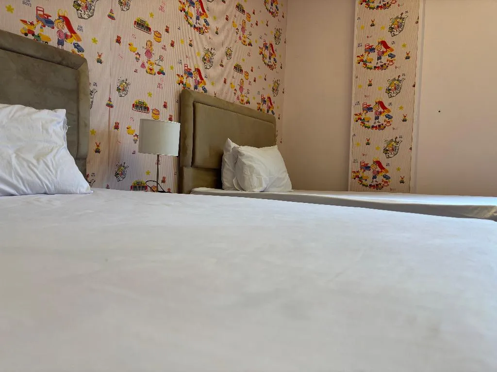 QUADRUPLE SUPERIOR KING BED Room, Sol Pyramids Inn, Cairo