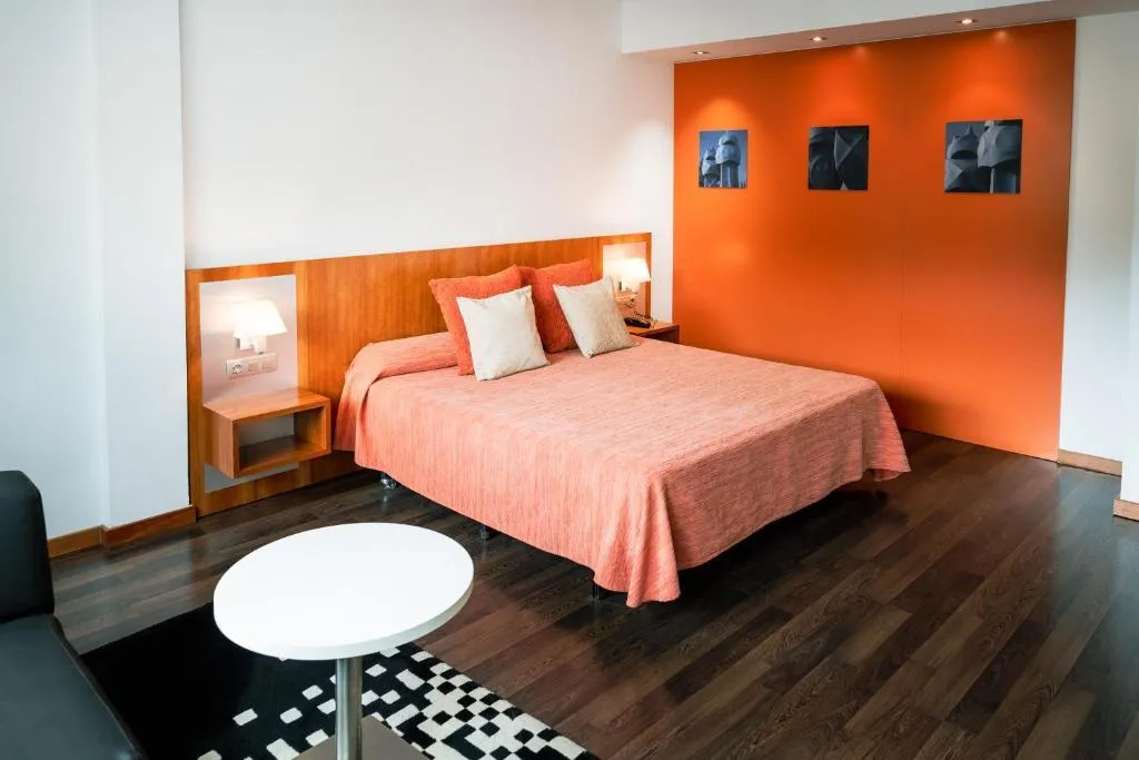DOUBLE DELUXE Room, As Porta de Barcelona, Barcelona