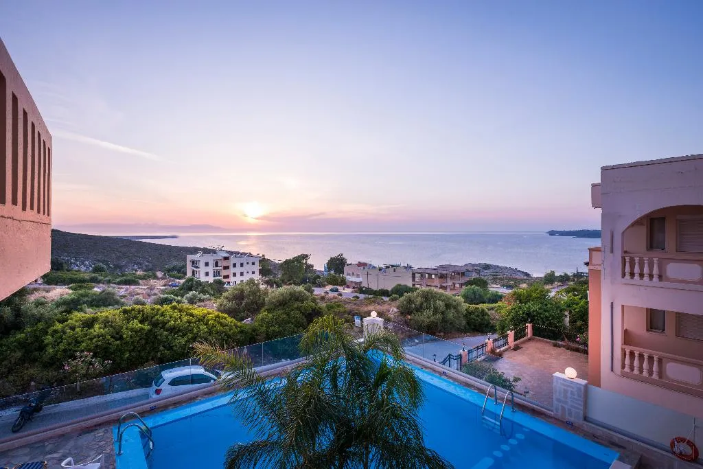 APARTMENT SEA VIEW THREE BEDROOMS Room, Esplanade Apartments, Crete