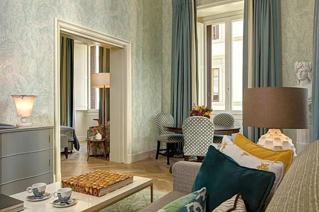 JUNIOR SUITE DELUXE Room, Savoy Florence, Florence