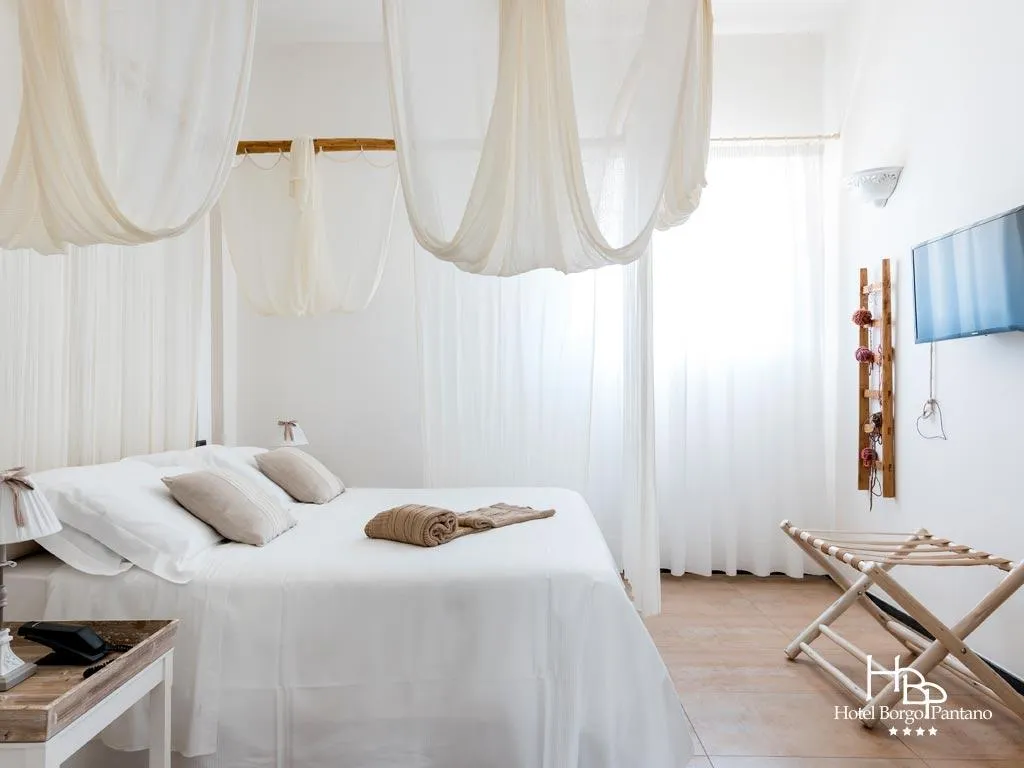 JUNIOR SUITE STANDARD Room, Hotel Borgo Pantano, Catania