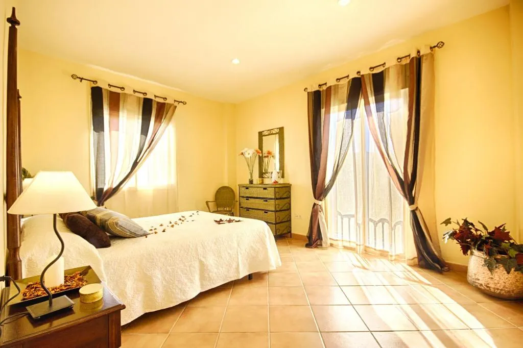 Room, Hotel Rural Sierra Tejeda, Andalucia