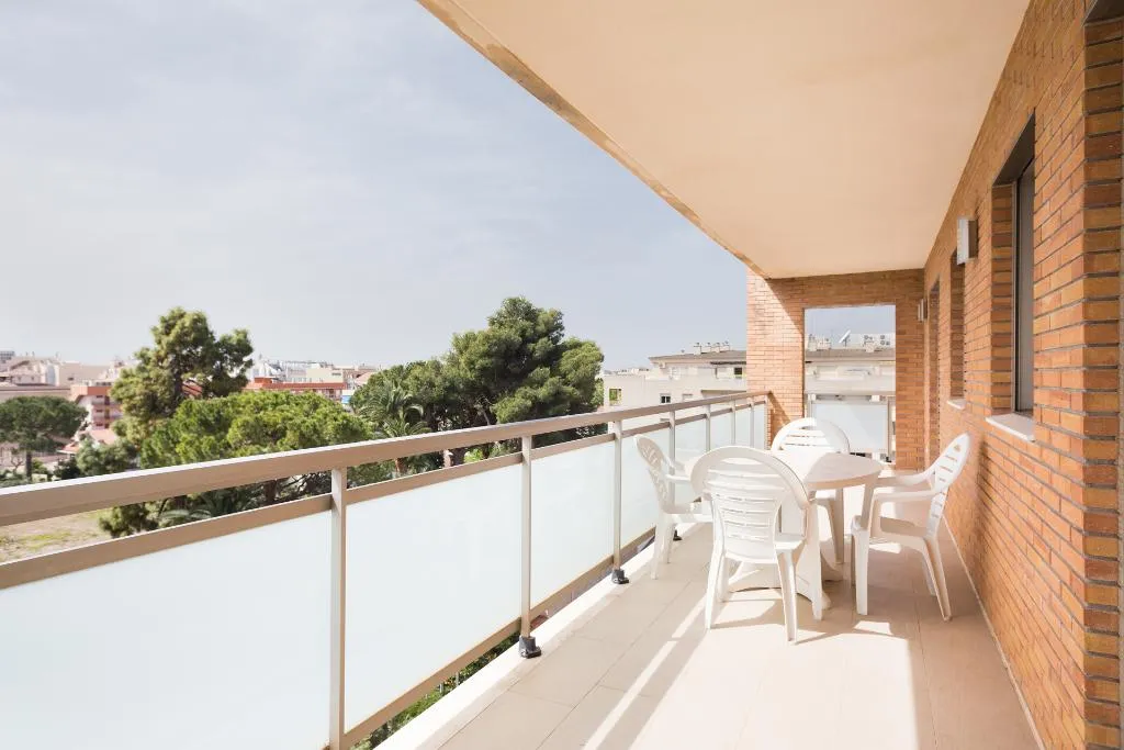APARTMENT CAPACITY 6 Room, Salou Center, Costa Dorada
