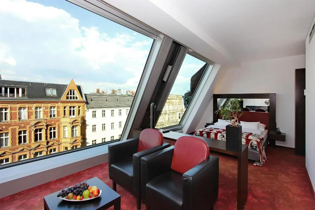 JUNIOR SUITE WITH DOUBLE BED Room, Arcotel Velvet Berlin, Berlin