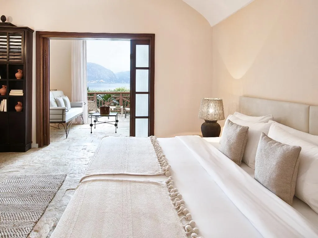 FAMILY ROOM STANDARD Room, Grecotel Daphnila Bay, Corfu