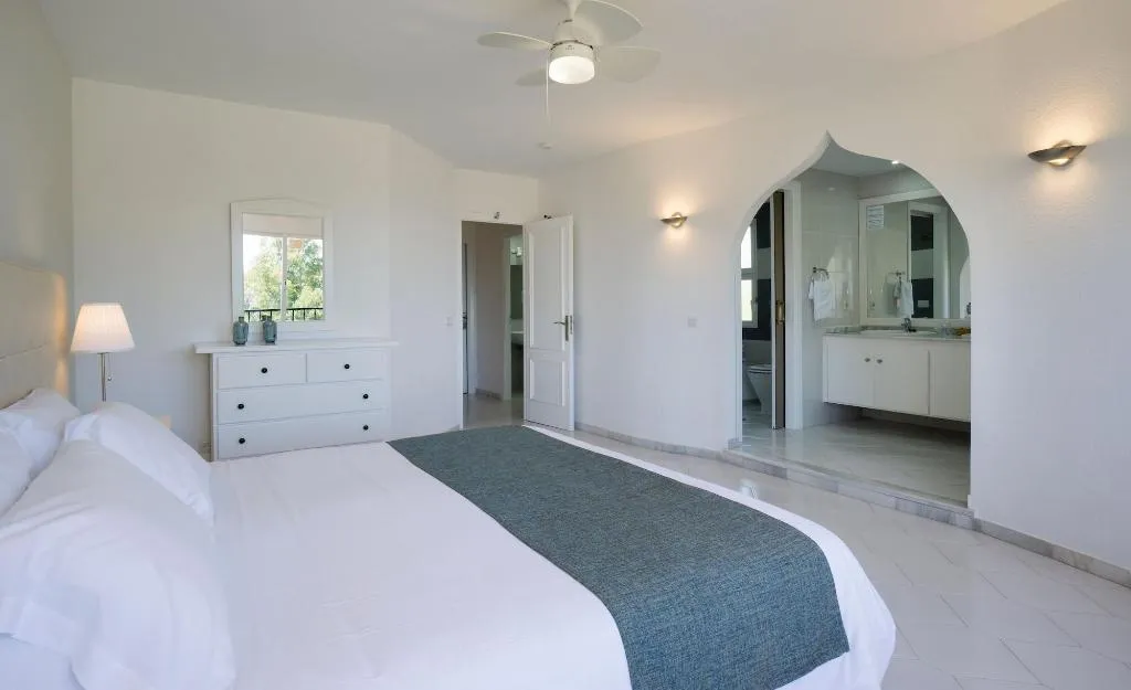 Room, Miraflores Beach & Country Club, Costa Del Sol