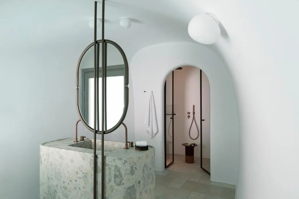 SUITE WITH PRIVATE POOL Room, Canaves Ena, Santorini