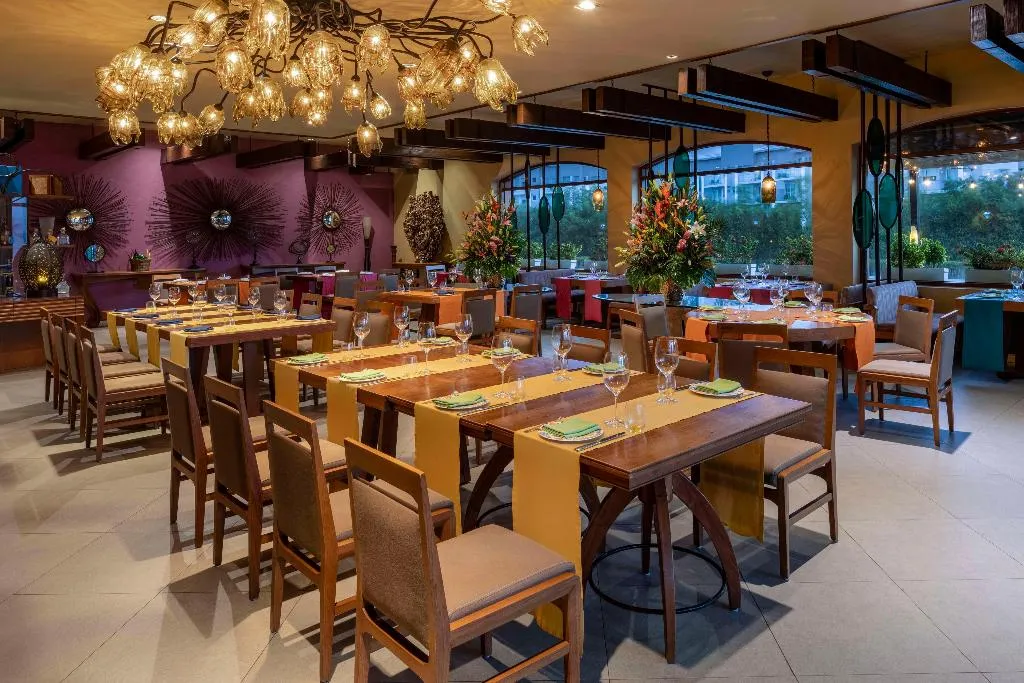 Restaurant, Holiday Inn Club Vacations Grand Residences All In, Cancun Area