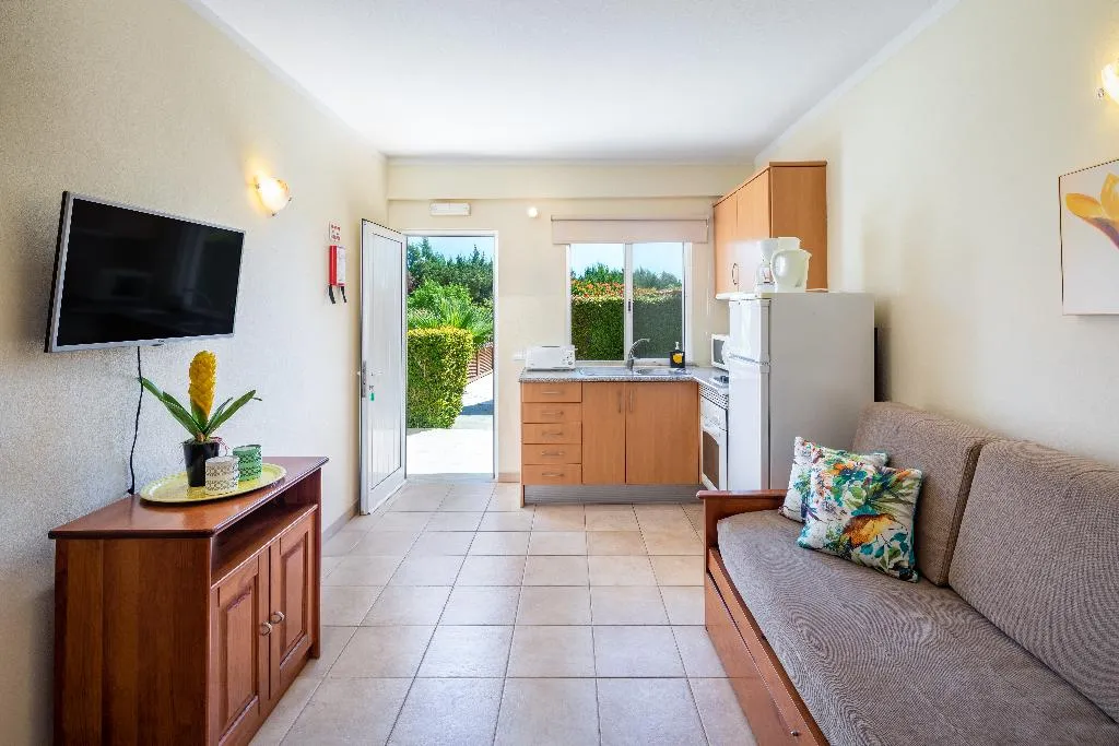APARTMENT SUPERIOR TWO BEDROOMS Room, Flor da Laranja, Algarve