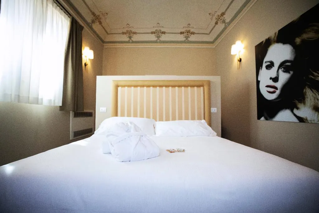 JUNIOR SUITE STANDARD Room, Lanterne Magiche Ortigia, Catania