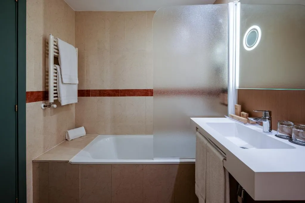 SINGLE DELUXE Room, BYPILLOW Castellana, Madrid