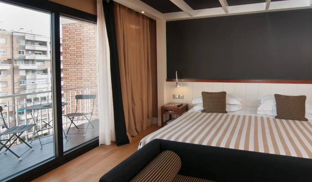 General view, U232, Barcelona