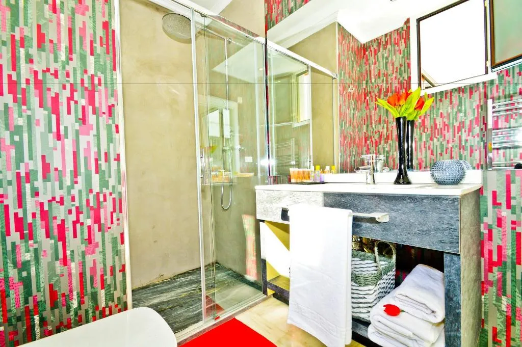 Room, The Zentral Arenal Suites, Seville
