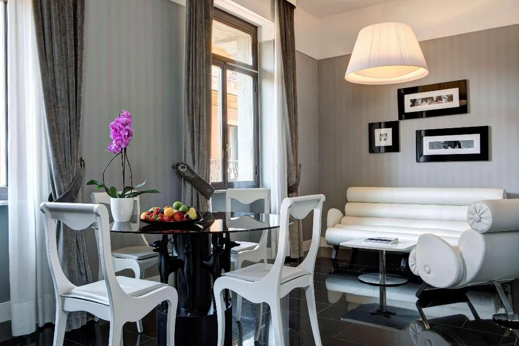Room, Grand Hotel Palace Rome, Rome
