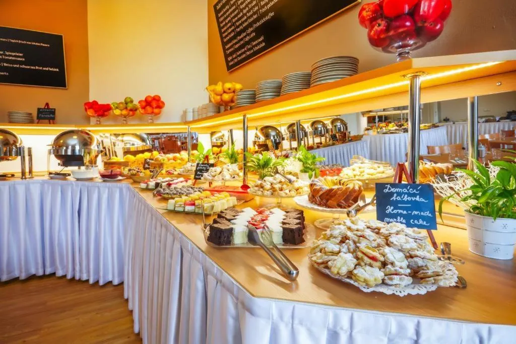 Restaurant, Metropolitan Old Town - Czech Leading Hotels, Prague