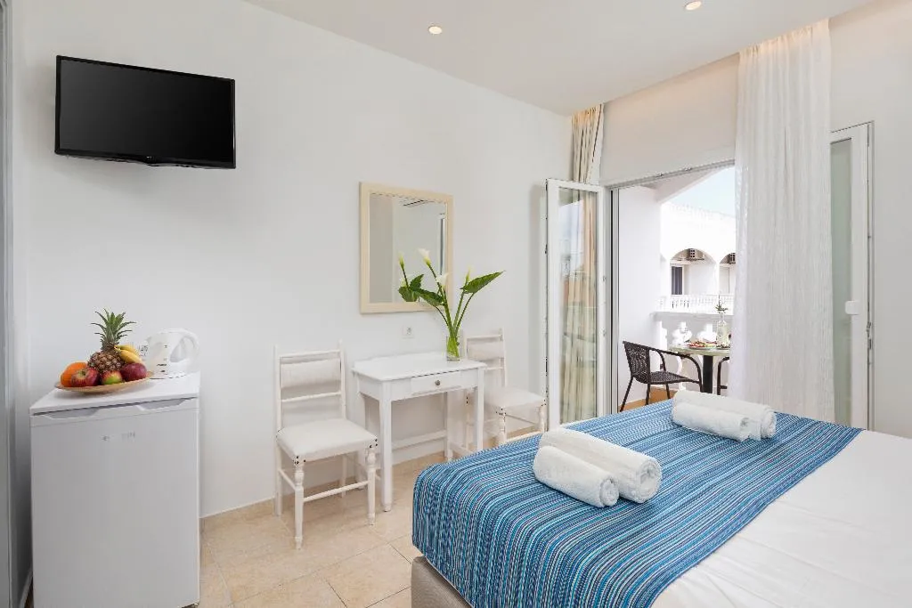 DOUBLE CAPACITY 2 Room, Bella Vista Beach Hotel & Studios, Corfu