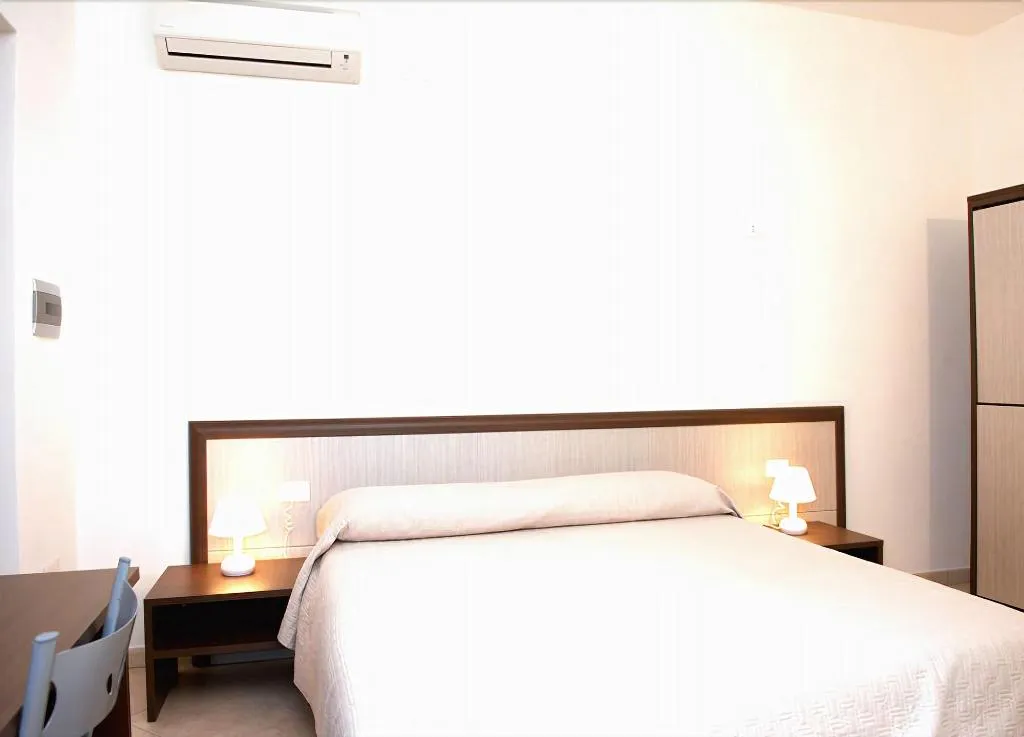 Room, Il Nespolo Fiorito, Olbia