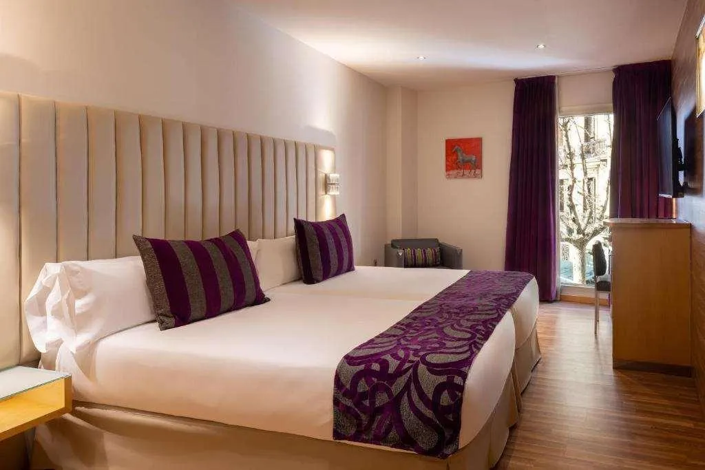Room, Hotel Sansi Barcelona, Barcelona