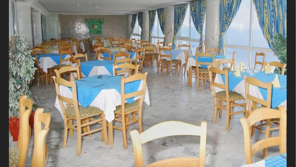 Restaurant, La Gondole, Tunisia